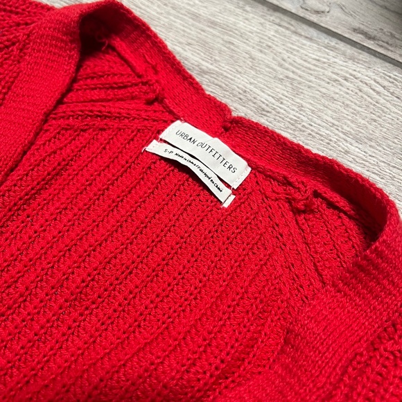 Urban Outfitters holiday red knit women small open cardigan - Picture 1 of 4